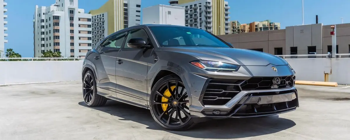 Monarc VIP luxury car delivery experience