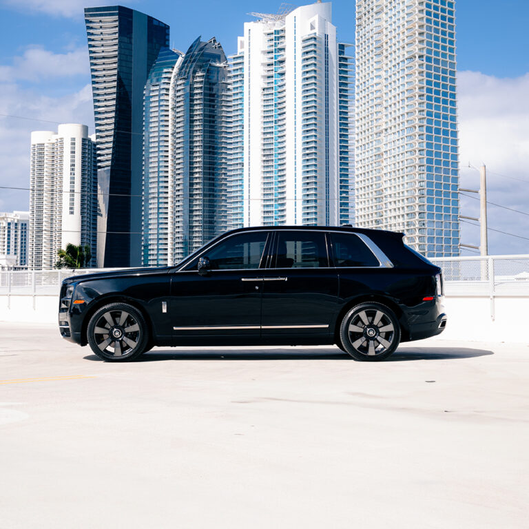 Rolls-Royce Cullinan - Image 5