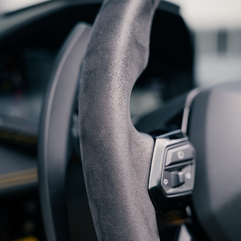 Lamborghini Huracan - Image 9