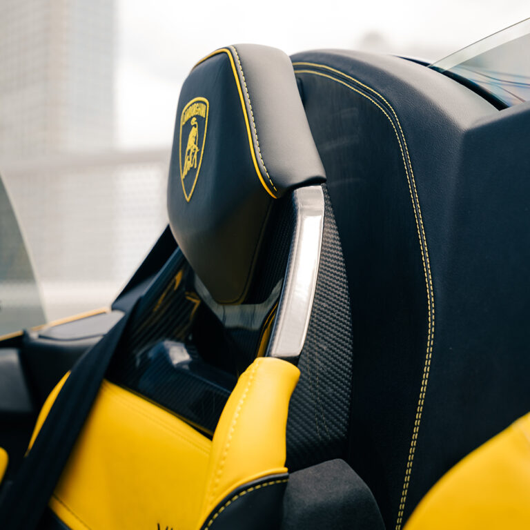 Lamborghini Huracan - Image 11