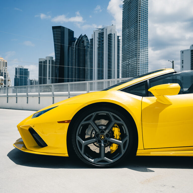 Lamborghini Huracan - Image 18