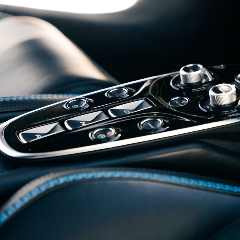 McLaren GT - Image 9