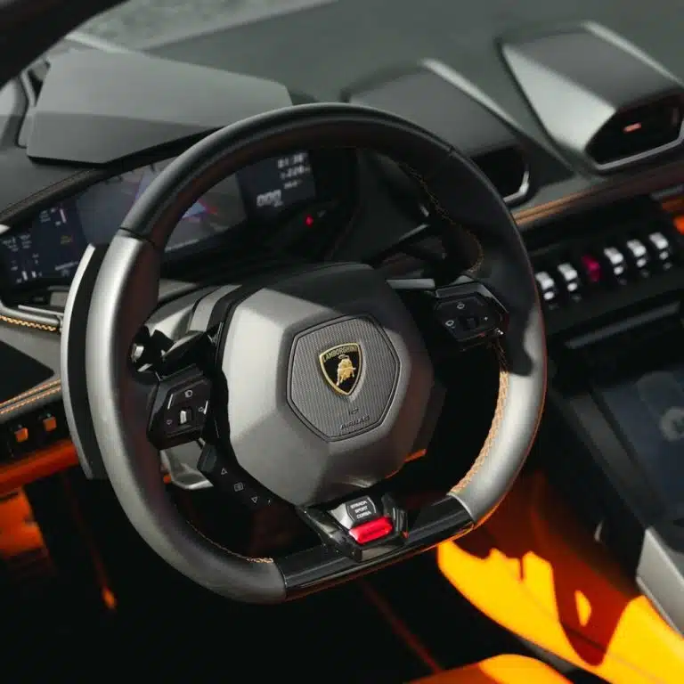 Lamborghini Huracan EVO Spyder - Image 8
