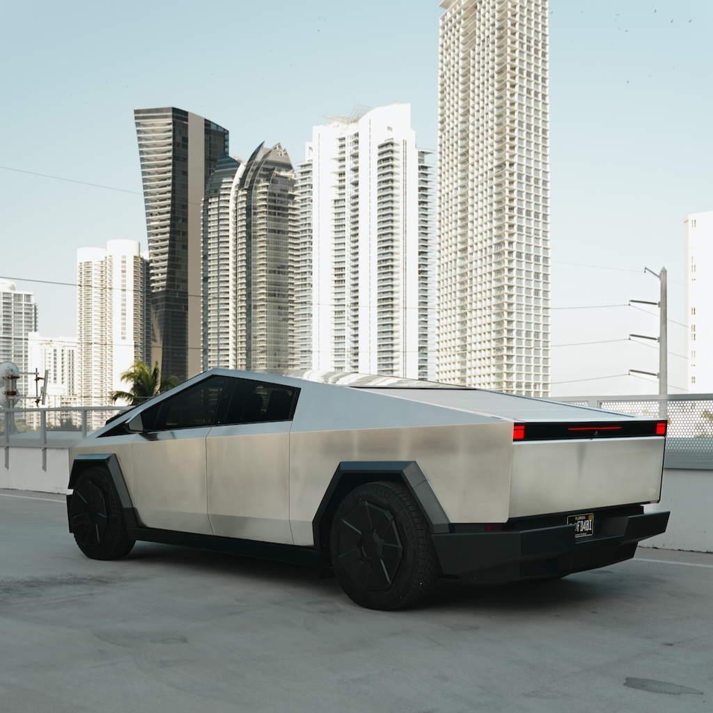 Tesla Cybertruck Cyberbeast - Image 9