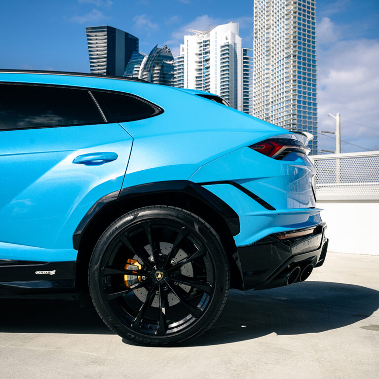 Lamborghini Urus S Blue - Image 5