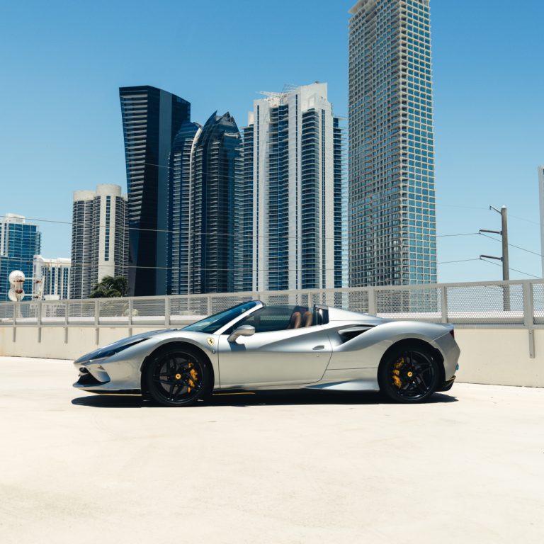 Ferrari F8 Spyder - Image 2