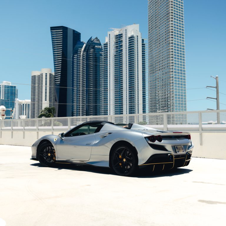 Ferrari F8 Spyder - Image 3
