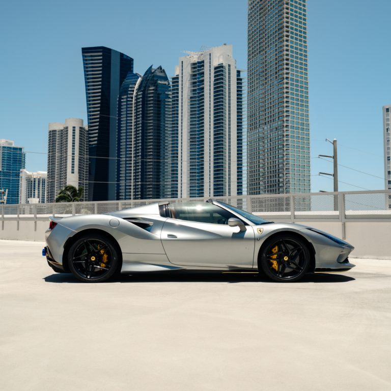Ferrari F8 Spyder - Image 5