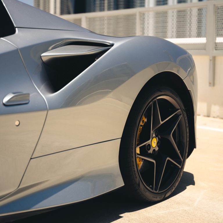 Ferrari F8 Spyder - Image 7
