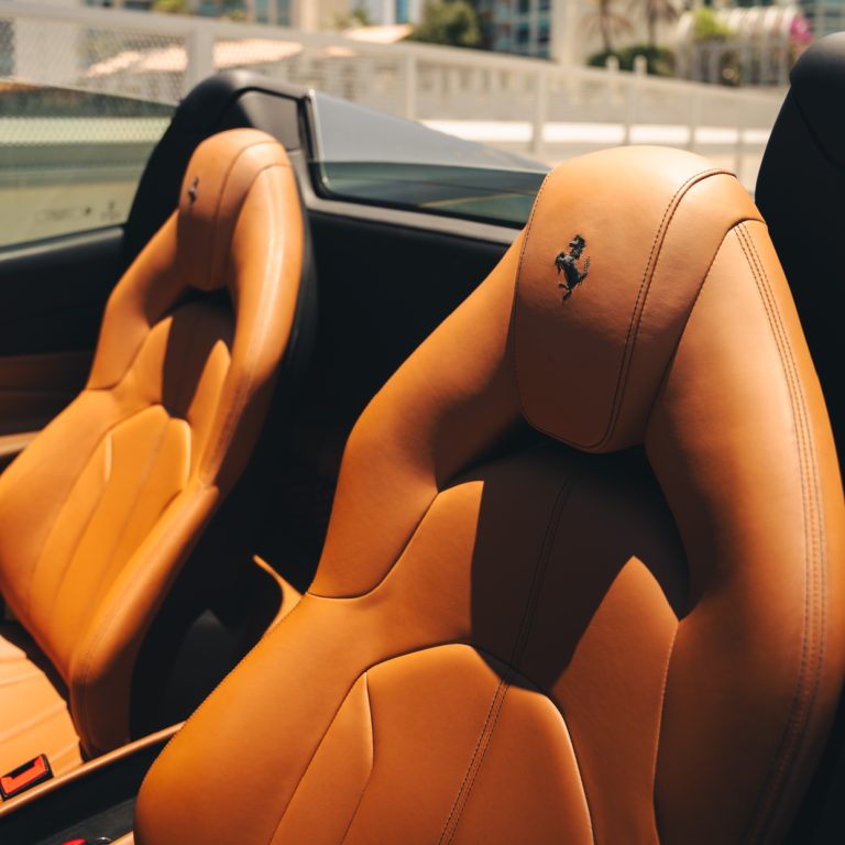 Ferrari F8 Spyder - Image 9