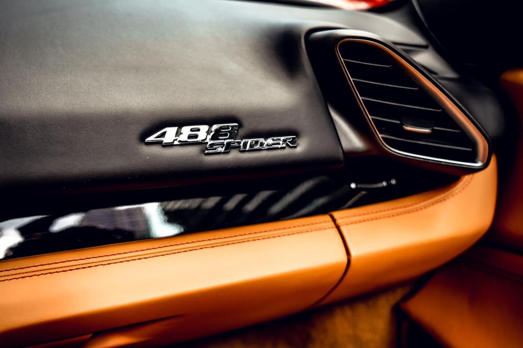 Ferrari 488 - Image 4