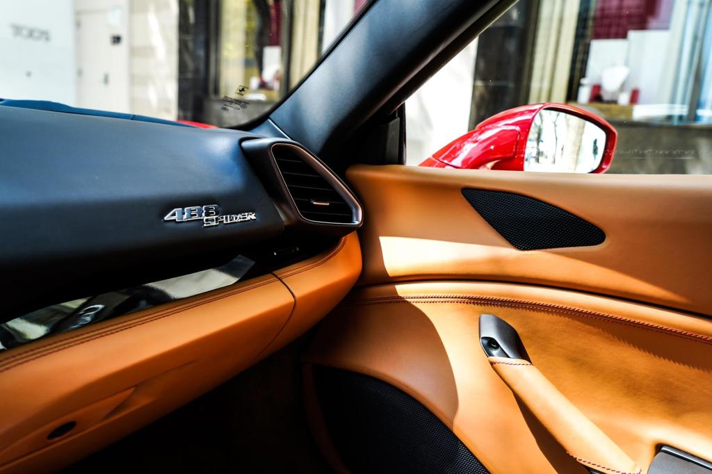 Ferrari 488 - Image 14