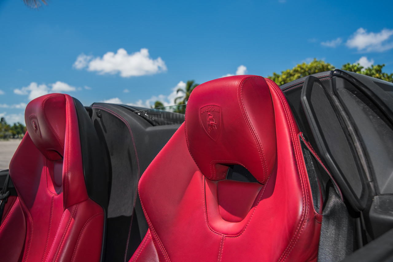 Lamborghini Huracan Black - Image 13
