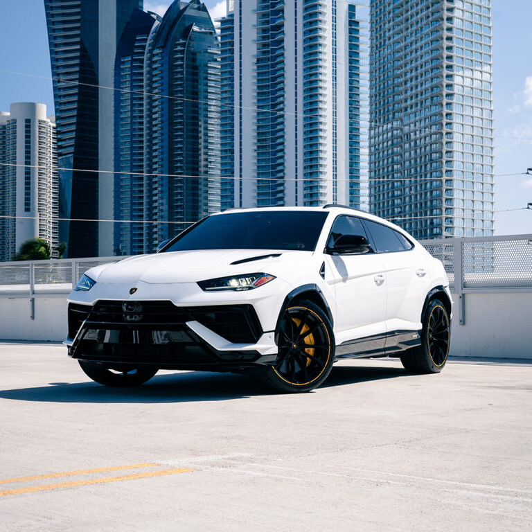 Lamborghini Urus S - Image 3