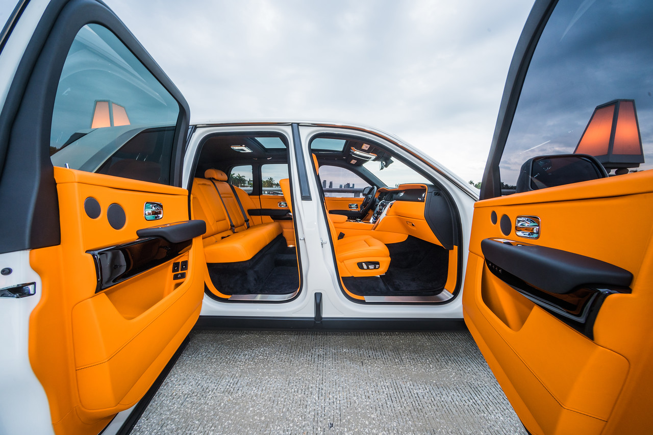 Rolls-Royce Cullinan White - Image 13