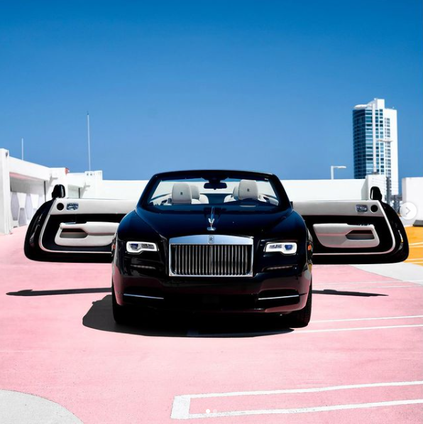 Rolls-Royce Dawn - Image 6