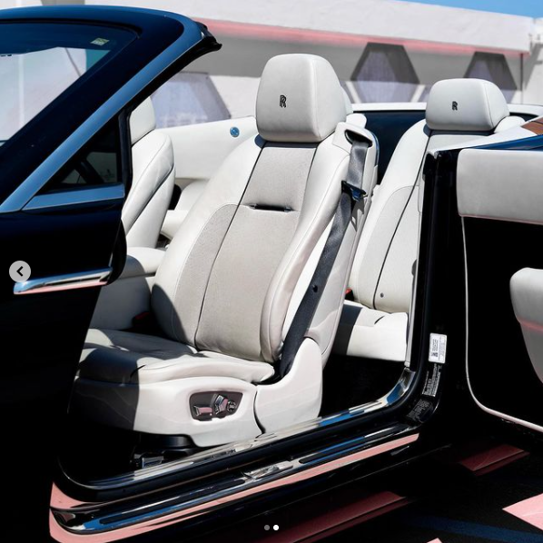 Rolls-Royce Dawn - Image 7