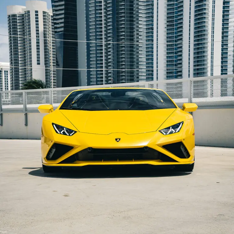 Lamborghini Huracan EVO Spyder Yellow - Image 2