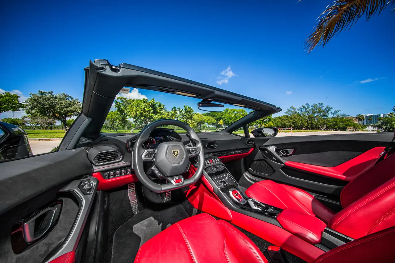 Lamborghini Huracan - Image 4