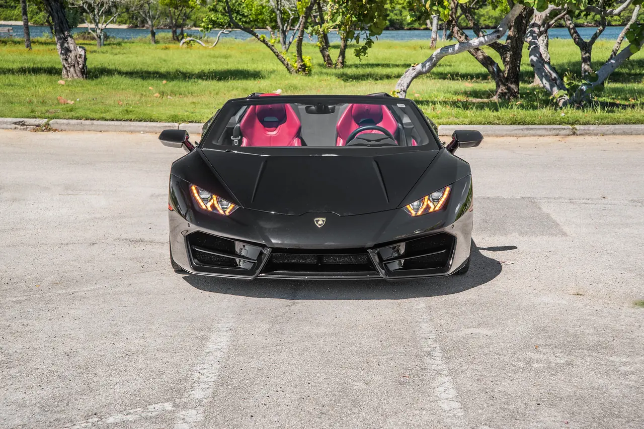 Lamborghini Huracan - Image 11