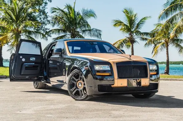 Rolls-Royce Ghost side profile for Miami hotel arrival