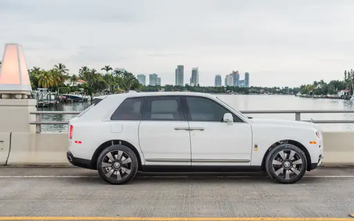 Rolls-Royce Cullinan White rental Miami